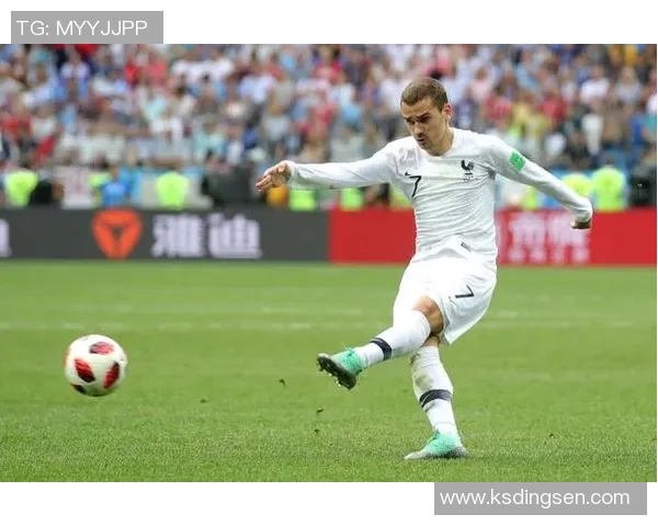 球星手势足球：用肢体语言诠释足球艺术与竞技精神